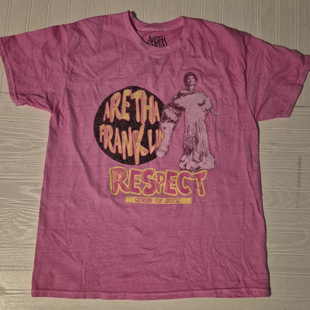 Aretha Franklin Respect Queen Of Soul Pop Band Tee Pink Short Sleeve T-Shirt.